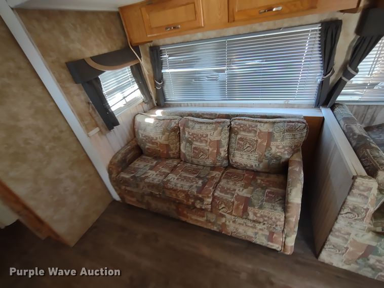 image for item DR8247 2006 Coachmen 525TBS  RV