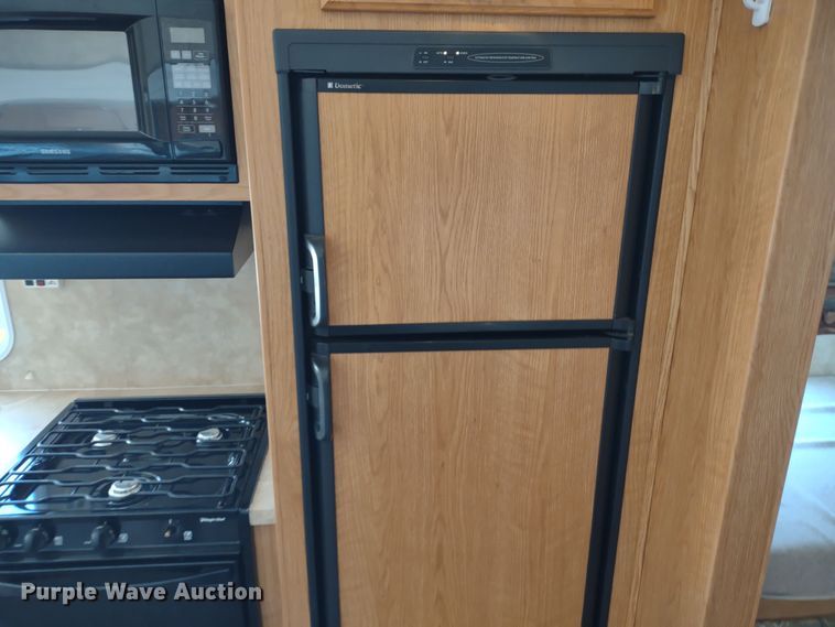 image for item DR8247 2006 Coachmen 525TBS  RV