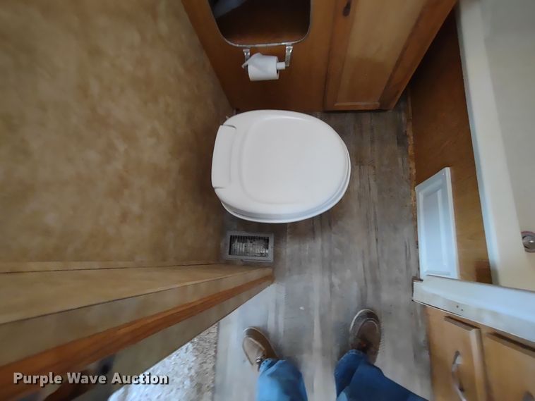 image for item DR8247 2006 Coachmen 525TBS  RV