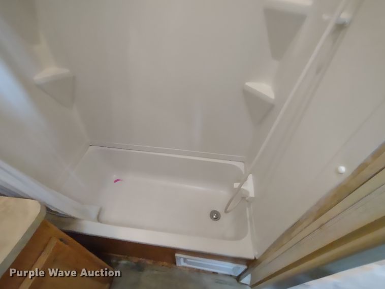 image for item DR8247 2006 Coachmen 525TBS  RV