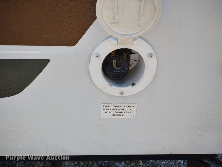 image for item DR8250 2011 Starcraft  pop-up camper