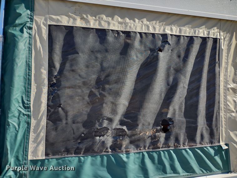 image for item DR8250 2011 Starcraft  pop-up camper