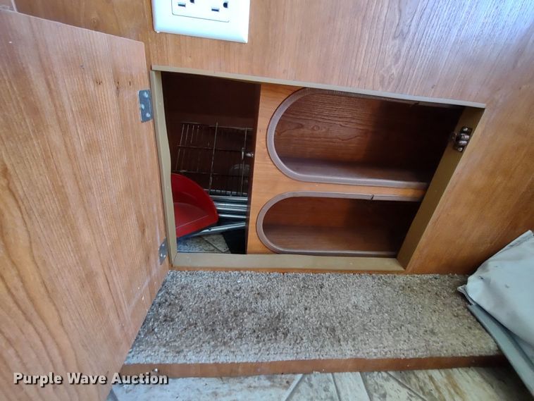 image for item DR8250 2011 Starcraft  pop-up camper