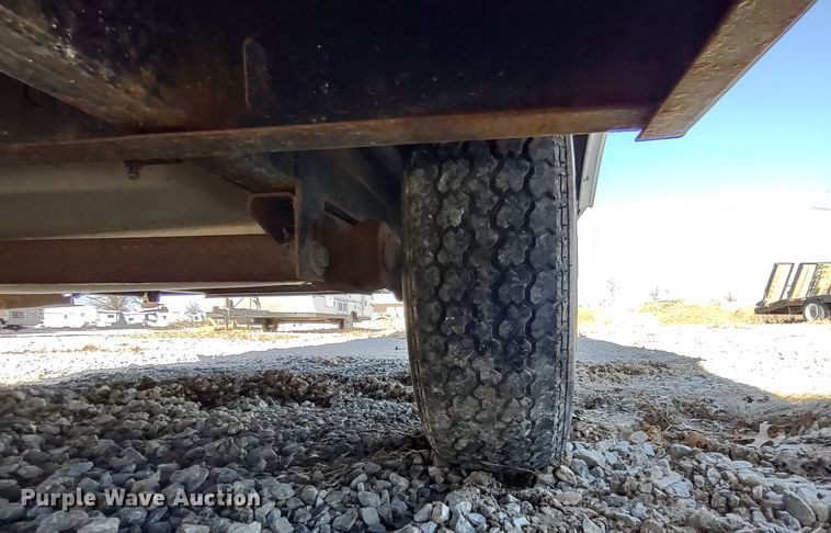 image for item DR8250 2011 Starcraft  pop-up camper