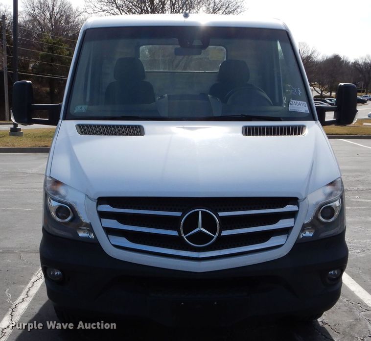 image for item DS6318 2016 Mercedes Benz Sprinter 3500  van chassis