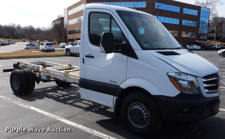image for item DS6318 2016 Mercedes Benz Sprinter 3500  van chassis