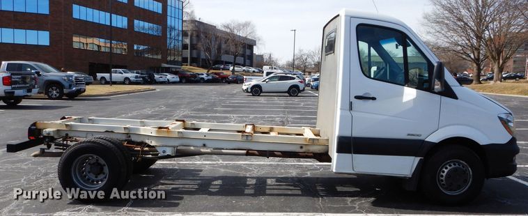 image for item DS6318 2016 Mercedes Benz Sprinter 3500  van chassis