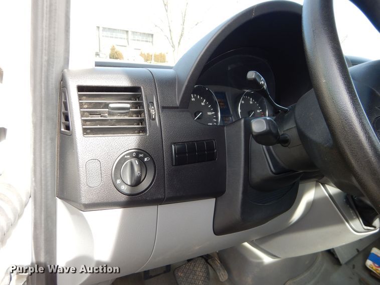 image for item DS6318 2016 Mercedes Benz Sprinter 3500  van chassis