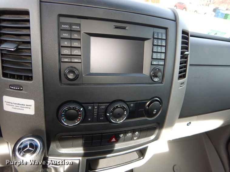 image for item DS6318 2016 Mercedes Benz Sprinter 3500  van chassis