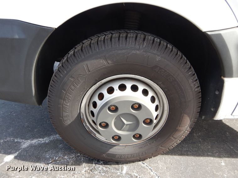 image for item DS6318 2016 Mercedes Benz Sprinter 3500  van chassis