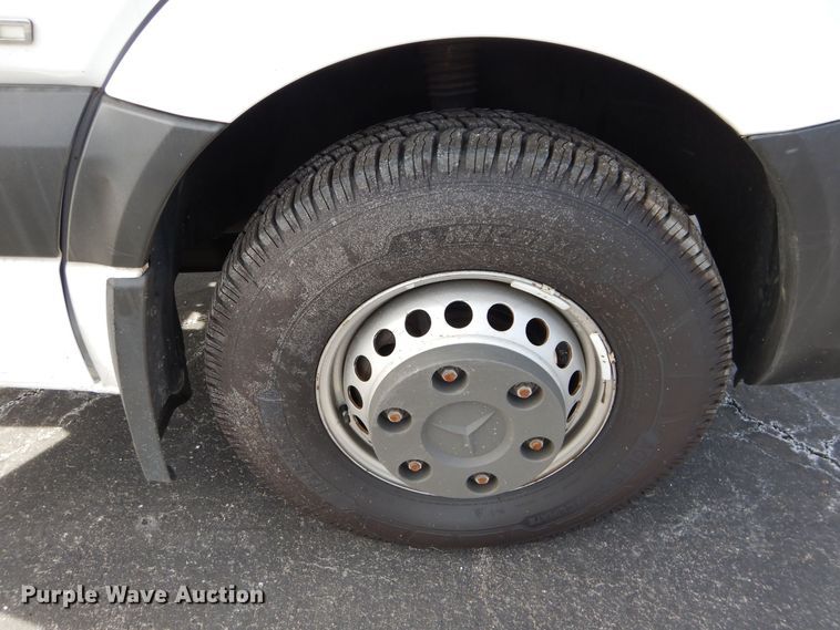 image for item DS6318 2016 Mercedes Benz Sprinter 3500  van chassis