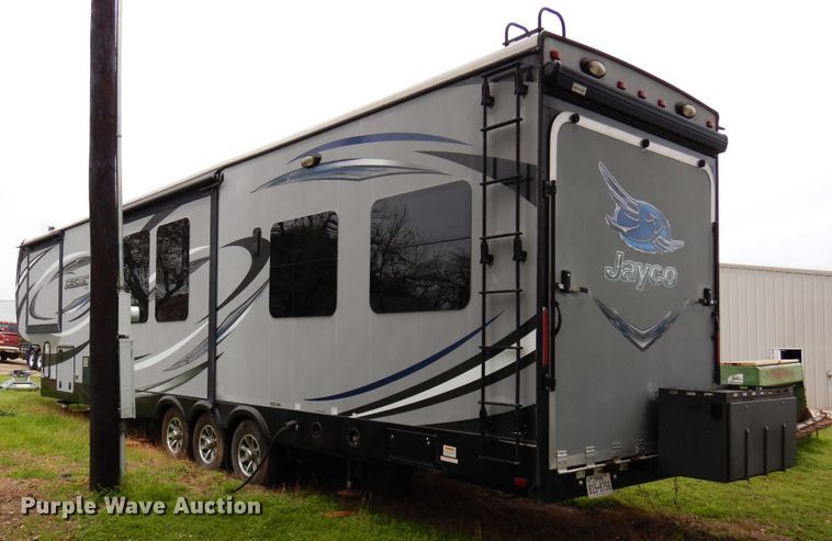 image for item HB9765 2016 Jayco Seismic  toy hauler camper