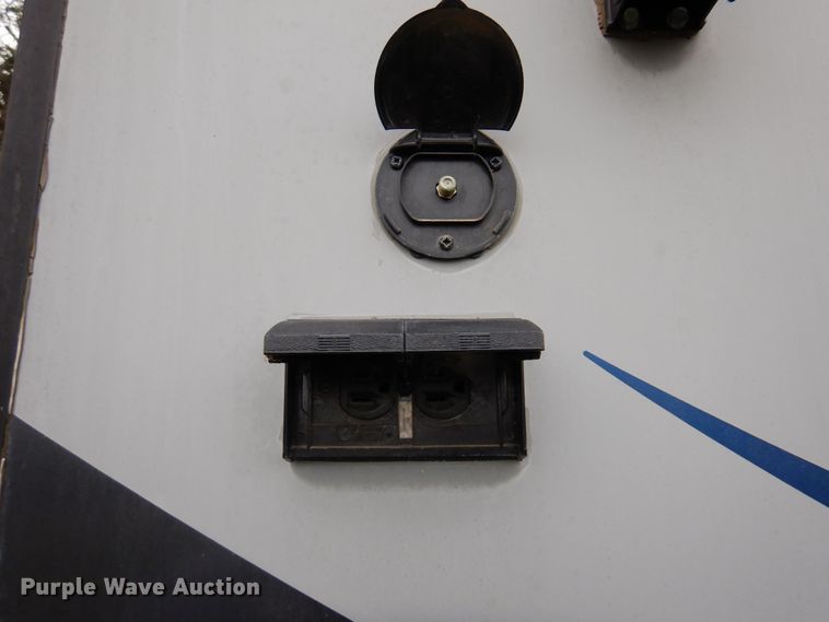 image for item HB9765 2016 Jayco Seismic  toy hauler camper