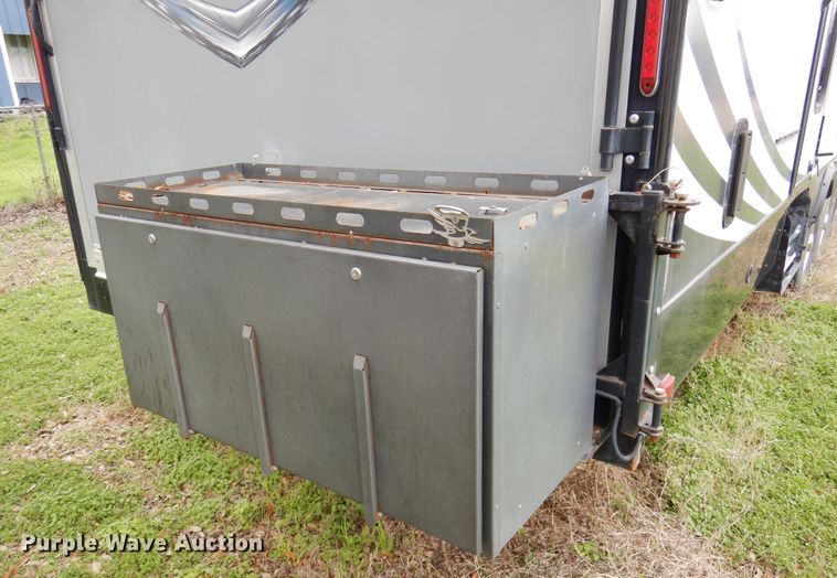 image for item HB9765 2016 Jayco Seismic  toy hauler camper