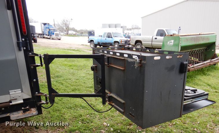 image for item HB9765 2016 Jayco Seismic  toy hauler camper