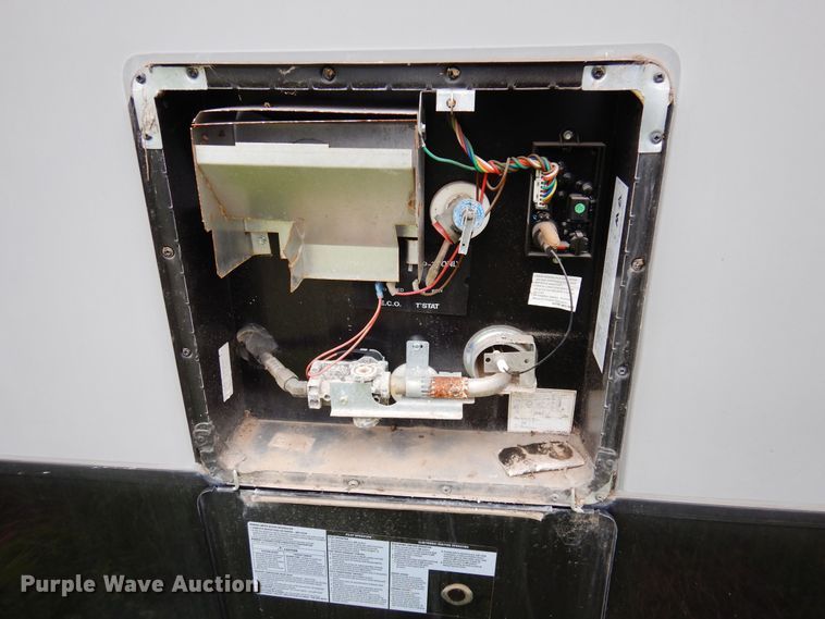 image for item HB9765 2016 Jayco Seismic  toy hauler camper