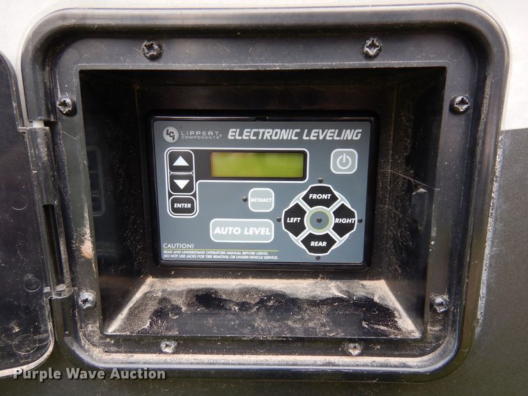 image for item HB9765 2016 Jayco Seismic  toy hauler camper