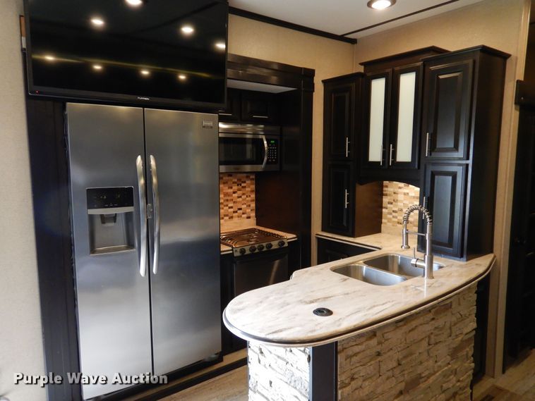 image for item HB9765 2016 Jayco Seismic  toy hauler camper