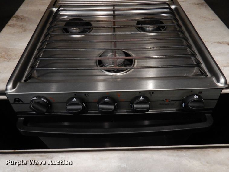 image for item HB9765 2016 Jayco Seismic  toy hauler camper