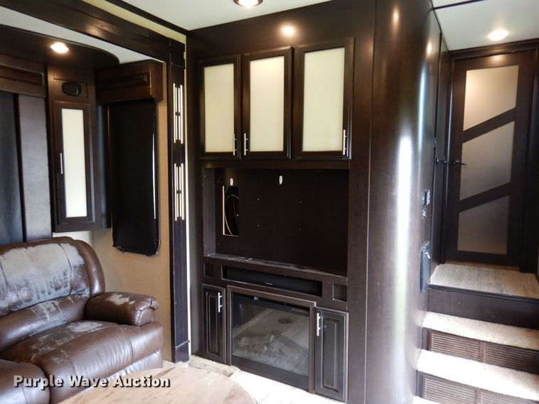 image for item HB9765 2016 Jayco Seismic  toy hauler camper