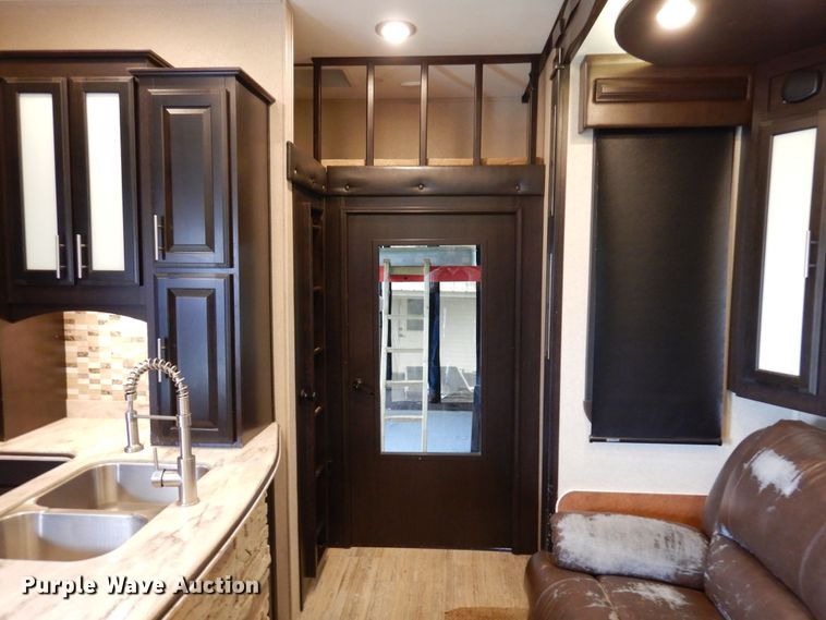 image for item HB9765 2016 Jayco Seismic  toy hauler camper