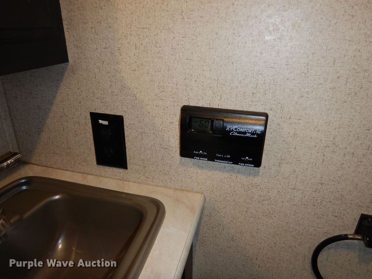 image for item HB9765 2016 Jayco Seismic  toy hauler camper