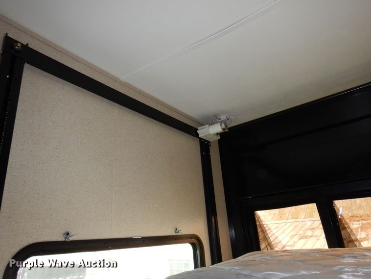 image for item HB9765 2016 Jayco Seismic  toy hauler camper