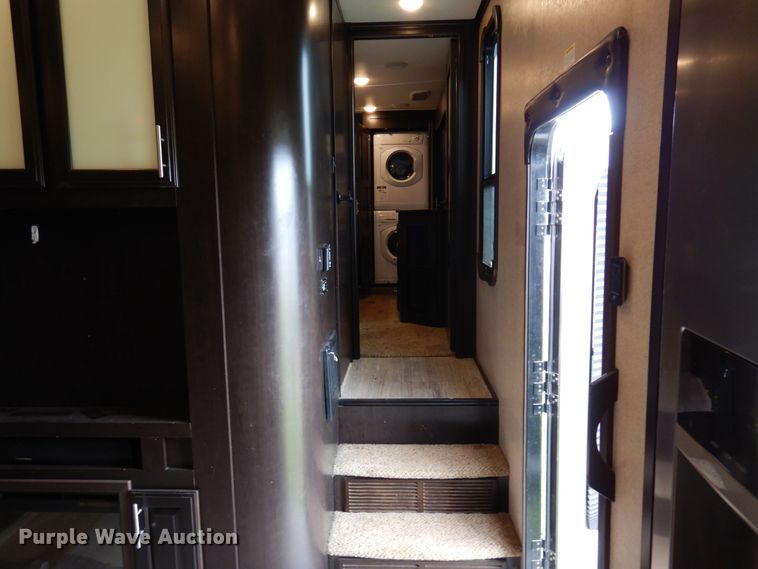 image for item HB9765 2016 Jayco Seismic  toy hauler camper