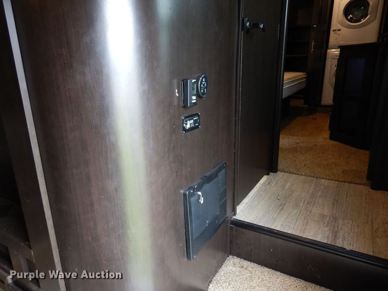 image for item HB9765 2016 Jayco Seismic  toy hauler camper