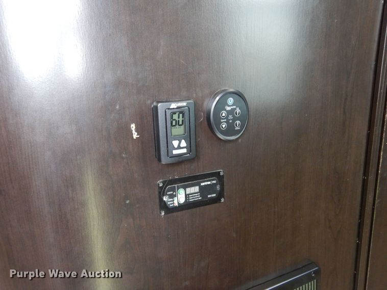 image for item HB9765 2016 Jayco Seismic  toy hauler camper