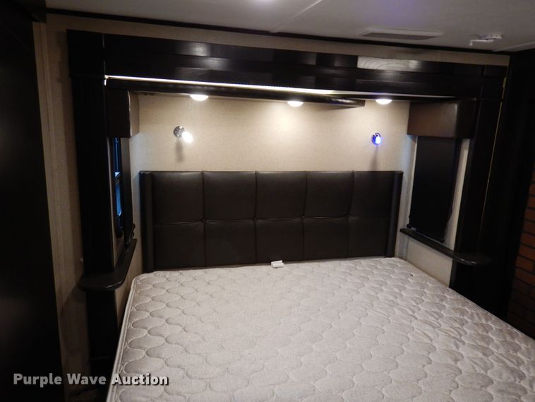 image for item HB9765 2016 Jayco Seismic  toy hauler camper