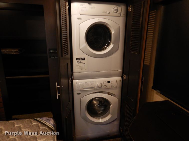 image for item HB9765 2016 Jayco Seismic  toy hauler camper