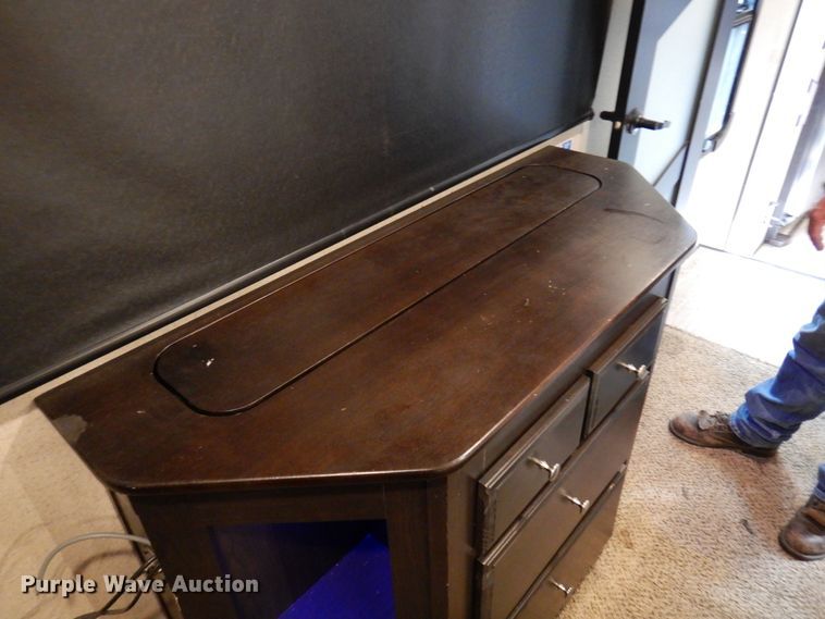 image for item HB9765 2016 Jayco Seismic  toy hauler camper