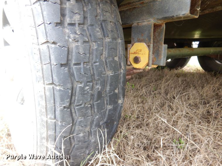 image for item HB9765 2016 Jayco Seismic  toy hauler camper