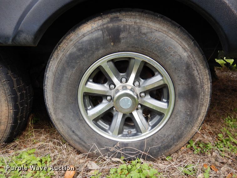 image for item HB9765 2016 Jayco Seismic  toy hauler camper