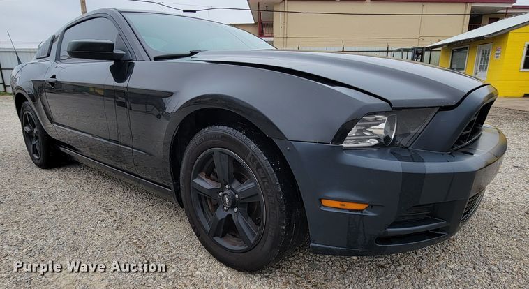 image for item HG9371 2014 Ford Mustang