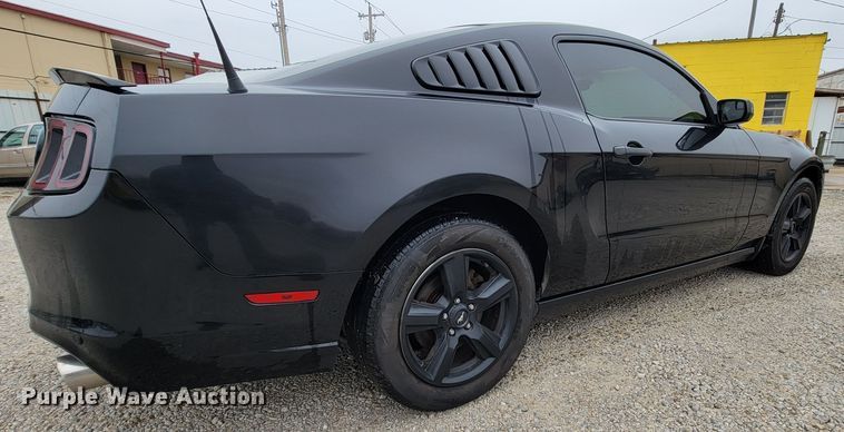 image for item HG9371 2014 Ford Mustang