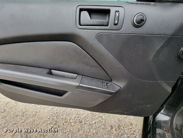 image for item HG9371 2014 Ford Mustang