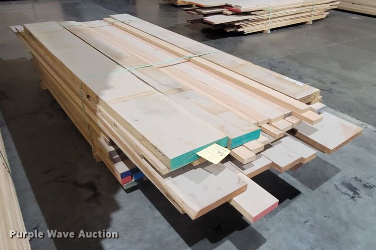 image for item HG9422 Approximately 465' of lumber