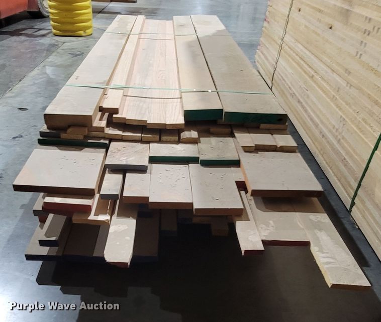 image for item HG9422 Approximately 465' of lumber