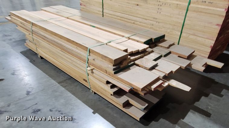 image for item HG9422 Approximately 465' of lumber