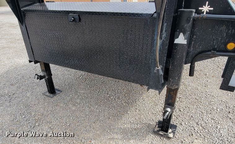 image for item HG9428 2014 Starlite AGNDV  equipment trailer