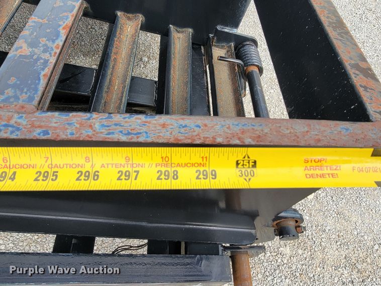 image for item HG9428 2014 Starlite AGNDV  equipment trailer