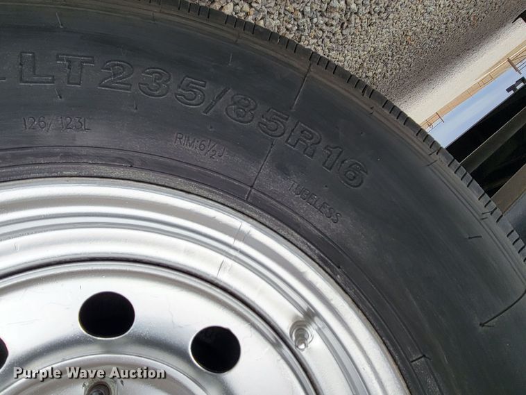 image for item HG9428 2014 Starlite AGNDV  equipment trailer