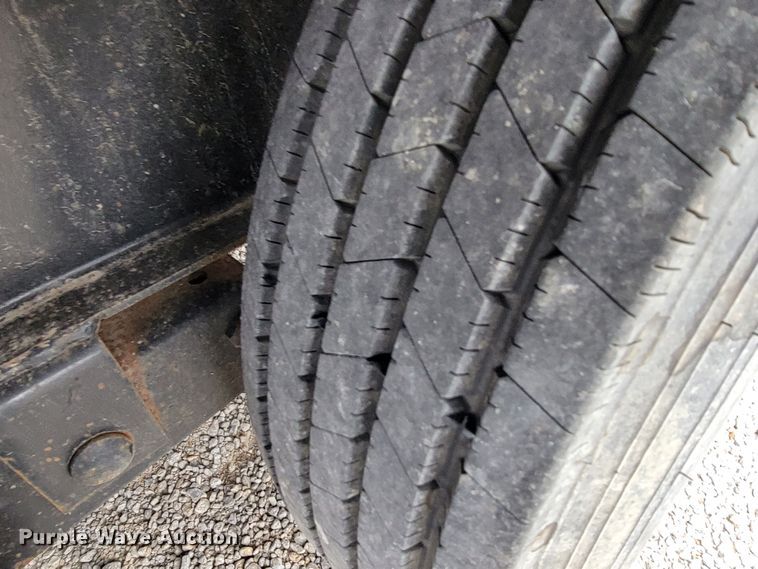 image for item HG9428 2014 Starlite AGNDV  equipment trailer