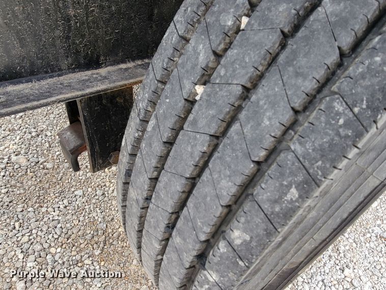 image for item HG9428 2014 Starlite AGNDV  equipment trailer