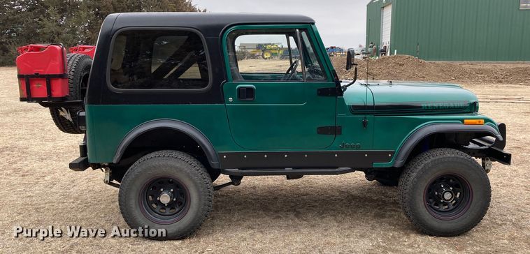 image for item HN9800 1985 Jeep CJ7  SUV