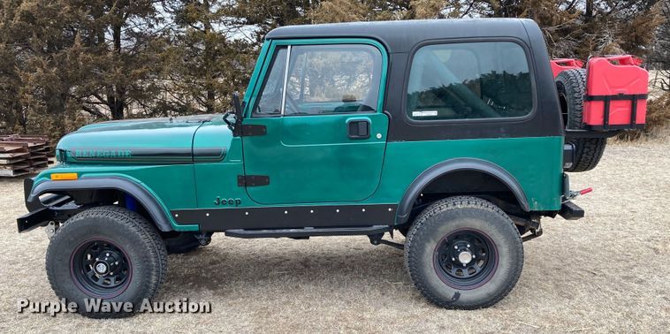 image for item HN9800 1985 Jeep CJ7  SUV