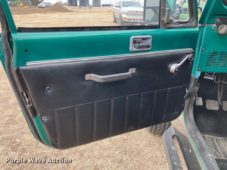 image for item HN9800 1985 Jeep CJ7  SUV