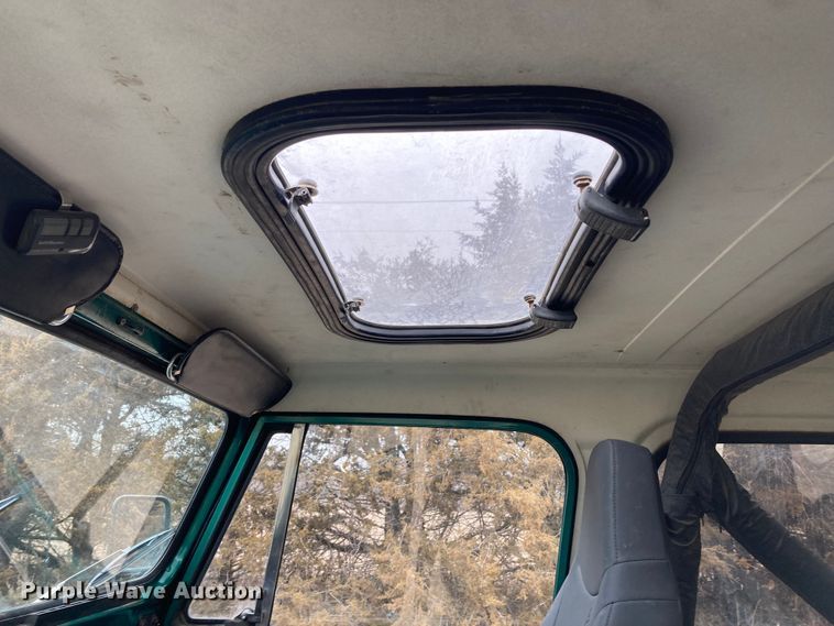 image for item HN9800 1985 Jeep CJ7  SUV